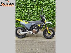HUSQVARNA 701 SUPERMOTO