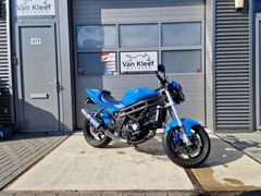 HYOSUNG GT 650 NAKED