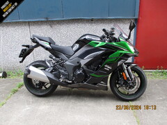 KAWASAKI NINJA 1000SX