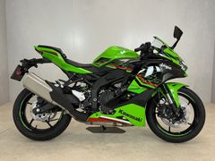 KAWASAKI NINJA ZX-4RR