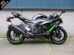 KAWASAKI NINJA ZX-6R