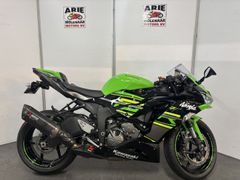 KAWASAKI NINJA ZX-6R