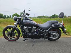 KAWASAKI VN 900 CUSTOM