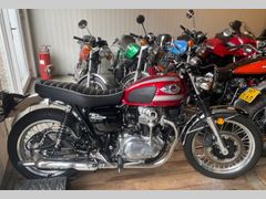 KAWASAKI W800