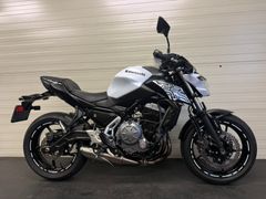 KAWASAKI Z650