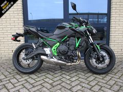 KAWASAKI Z650