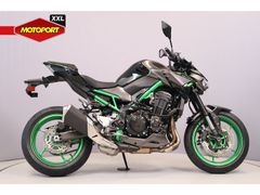 KAWASAKI Z900