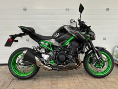 KAWASAKI Z900