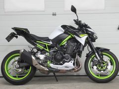 KAWASAKI Z900