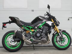 KAWASAKI Z900