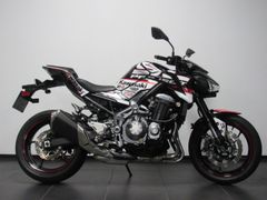 KAWASAKI Z900