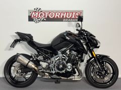 KAWASAKI Z900
