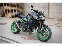 KAWASAKI Z900