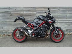 KAWASAKI Z900