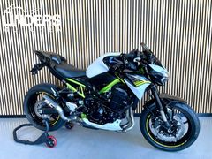 KAWASAKI Z900 PERFORMANCE