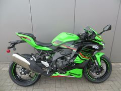 KAWASAKI ZX 4