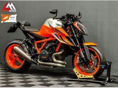 KTM 1290 SUPER DUKE R