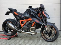 KTM 1290 SUPER DUKE R