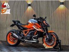 KTM 1290 SUPER DUKE R EVO