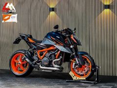 KTM 1290 SUPER DUKE R EVO