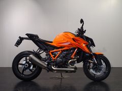 KTM 1390 SUPER DUKE R