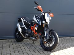 KTM 690 DUKE