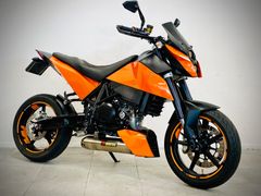 KTM 690 DUKE