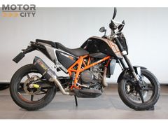 KTM 690 DUKE