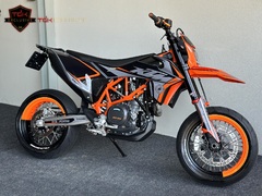 KTM 690 SMC R