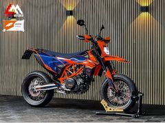 KTM 690 SMC R
