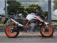 KTM 890 DUKE R