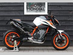 KTM 890 DUKE R