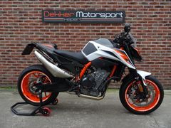 KTM 890 DUKE R