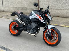 KTM 890 DUKE R