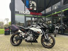 KTM 990 SUPERMOTO T