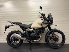 ROYAL ENFIELD HIMALAYAN 452