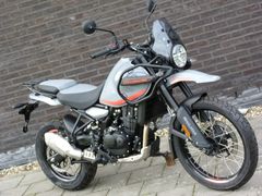 ROYAL ENFIELD HIMALAYAN 452