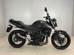 SUZUKI GSR 600 A