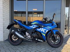 SUZUKI GSX 250 R(A)