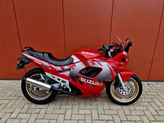 SUZUKI GSX 600 F