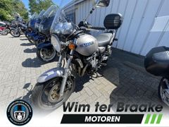 SUZUKI GSX 750