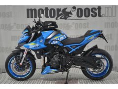 SUZUKI GSX-8S