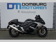 SUZUKI GSX-R 1300 HAYABUSA
