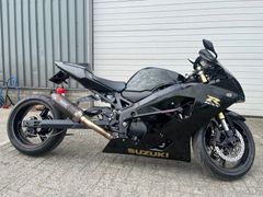 SUZUKI GSX-R 750