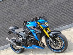 SUZUKI GSX-S 750 A