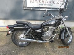 SUZUKI GZ 250 MARAUDER