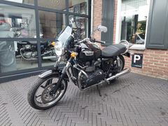 TRIUMPH BONNEVILLE