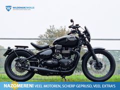 TRIUMPH BONNEVILLE BOBBER