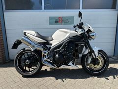 TRIUMPH SPEED TRIPLE 1050