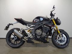 TRIUMPH SPEED TRIPLE 1200 RS